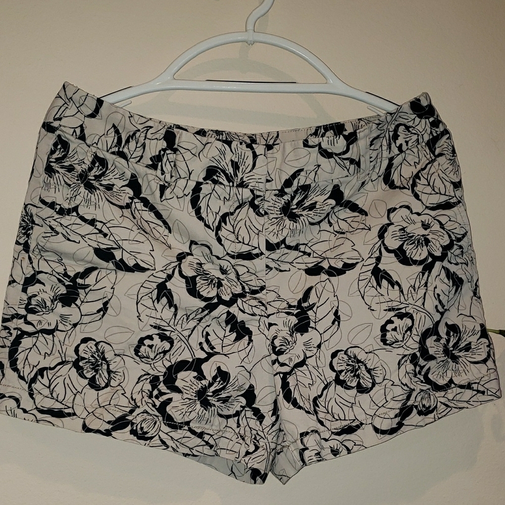LOFT Black and White Bermuda Shorts Artistic Pattern